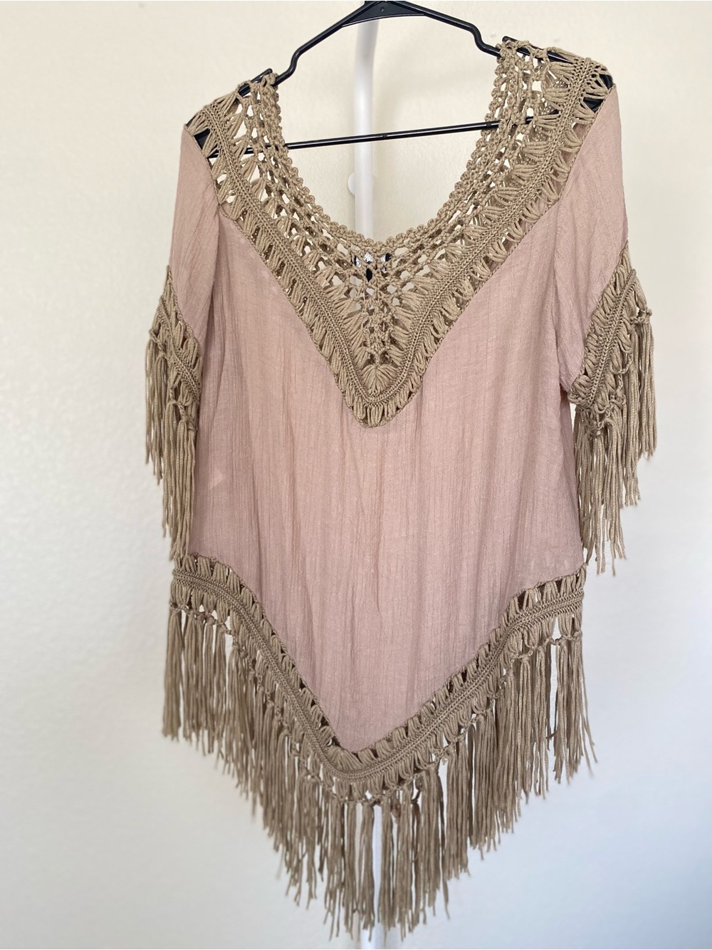Zenobia Womenʻs Tan Bohemian Crochet V- Neckline Fringe Coverup | Tunic XL